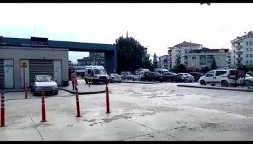 Bursa'da çatıdan düşen 2 kardeş yaralandı