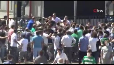 Bursaspor'da kongre gergin geçti!