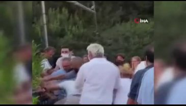 Sosyetik işletmede yumruklar havada uçuştu