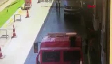 Yakıt alan minibüsü böyle çaldı