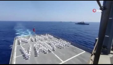 Deniz Harp Okulu öğrencileri KKTC'yi selamladı