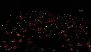 Bursa'da 30 Ağustos Zafer Bayramı'na özel meşale gösterisi