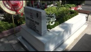 Bursalı şehit Asteğmen Okay, mezarı başında dualarla anıldı