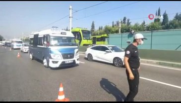 Bursa'da toplu taşıma araçlarında maske ve sosyal mesafe denetimi