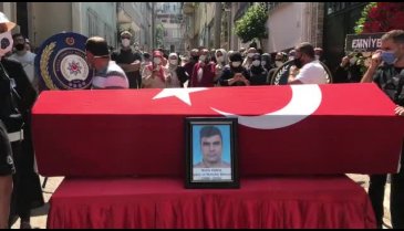 Bursa'da düğün yolunda kazada ölen bekçi son yolculuğuna uğurlandı
