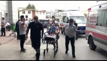 Bursa'da kaza yapan oğlunun yanına giden baba aracıyla takla attı