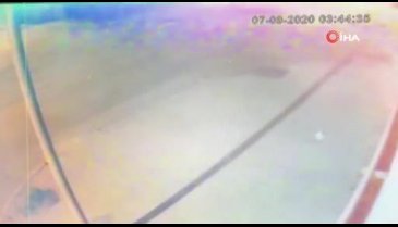 'Dur' ihtarına uymayarak kaçan şüpheliler kaza yapınca araçtan inip polise saldırdı