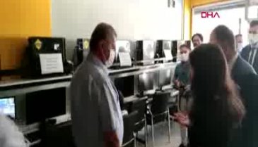 Bursa'da 4 polise maske cezası!