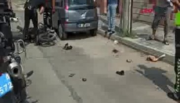 Bursa'da önce kaldırıma sonra da otomobile çarptı