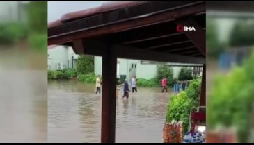 Bursa'da sağanak hayatı olumsuz etkiledi - 2