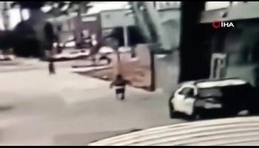 ABD'de devriye aracındaki 2 polise silahlı saldırı