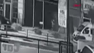 Lokantadaki patlama güvenlik kamerasında