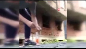 Çocukların tehlikeli oyunu izleyenleri hayrete düşürdü!