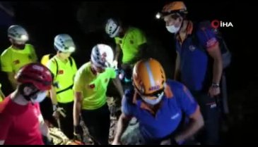 Bursa'da, kestane toplamak için dağa çıkan kişi, dereye düştü