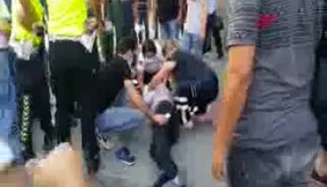 Bursa'da karşıya geçmeye çalışırken dolmuş çarptı - 2
