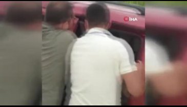 Herkes onları konuşmuştu! Sokak ortasında dövdüler