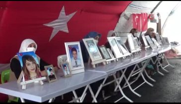 HDP binası önündeki ailelerin evlat nöbeti 392'inci gününde