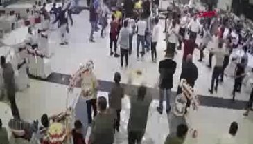 Düğün salonundaki kına eğlencesine baskın