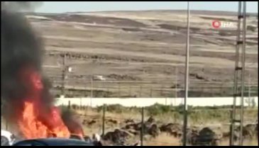 Şanlıurfa'da otomobil alev topuna döndü