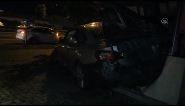 Bursa Nilüfer'de trafik kazası: 3 yaralı