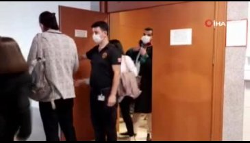Gemi kaptanını öldüren sanık hakim karşısında