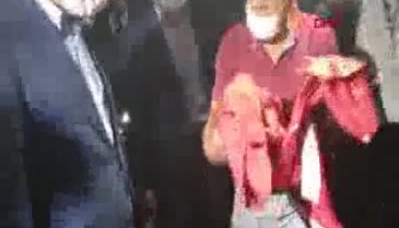 Bütün eşyaların yandığı odada sadece Türk bayrağı yanmadı