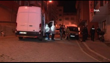 Tartıştığı karısını defalarca bıçaklayarak öldürdü!