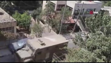 Filistin mülteci kampına baskın: 53 yaralı