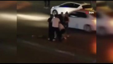 Bursa'da sevgilisine sosyal medyadan "yazdı" diye kızlar saç saça birbirine girdi