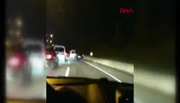 Trafik yoğunluğunu çekerken feci kazayı görüntüledi
