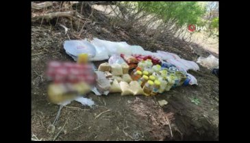 Tunceli'de 5 sığınakta ele geçirilen teröristlerin yaşam malzemeleri imha edildi
