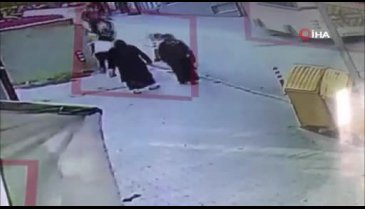 Bilecik'te yola fırlayan çocuk ölümden son anda kurtuldu