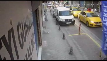 İlginç anlar! Kavgaya köpekler de karıştı