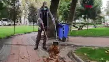 Bursa İnegöl'de temizlik görevlisinin bulduğu cüzdanın sahibini buldu