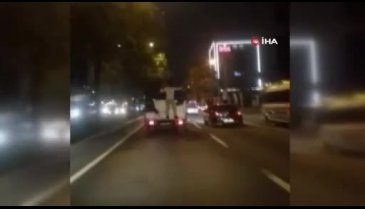 Bursa'da kamyonet arkasında tehlikeli yolculuk