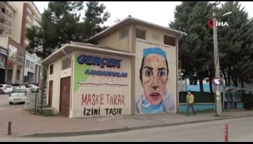Sağlık çalışanlarının zorlu mücadelesi Bursa'da trafoya resmedildi