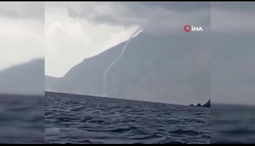 Antalya'da denizde hortum