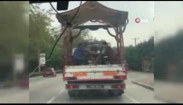 Bursa'da kamyonet kasasında tavla oynamak pahalıya patladı
