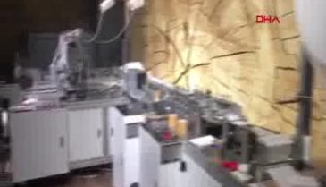 Bursa'da kaçak maske üretilen fabrikaya baskın