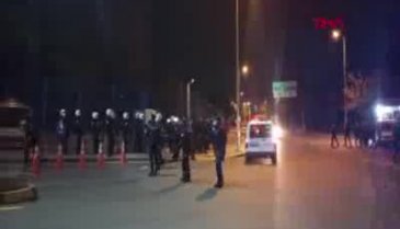 İntihar eden gencin yakınları polise ve sağlık çalışanlarına saldırdı!