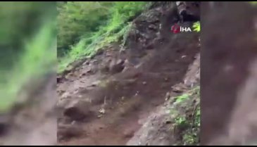 Heyelan anı kameraya yansıdı