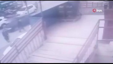 Bursa Mudanya'da aracın altında kalan kadın hayatını kaybetti