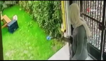 Bursa'da kadın hırsızlar altınları alıp toz oldu!