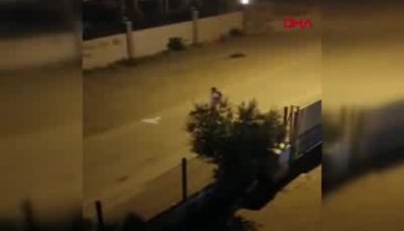 Sokak ortasında hayali kişilerle kavga etti