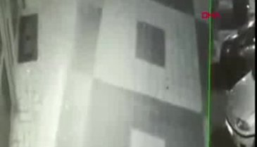 Bursa'da motosiklet hırsızlığı kamerada