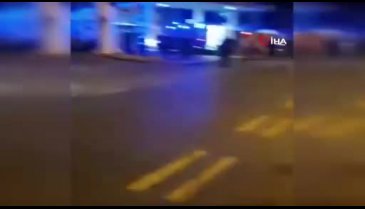 Takla atarak akaryakıt istasyonuna yuvarlanan otobüs yürekleri ağza getirdi
