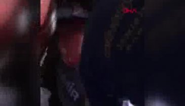 Depremden 102 saat sonra bir can dostu kurtarıldı