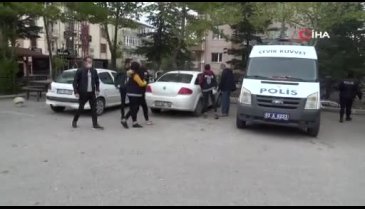 İğrenç olay! Kız kardeşlerine fuhuş yaptıran ablalar...