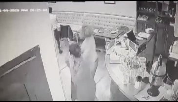 Büyükelçi Kılıç'tan Ermenilerin bir Türk'ün işlettiği kafeye saldırısına kınama