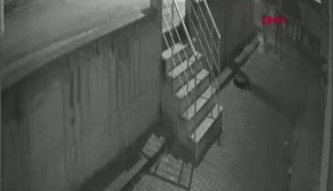Bursa'da motosiklet hırsızlığı güvenlik kamerasında!